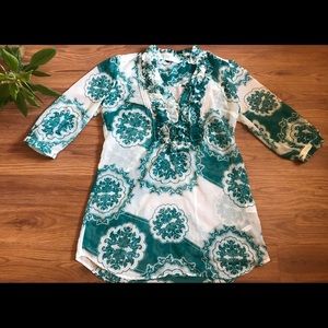 New York & Co. ruffled front top